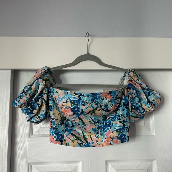 Abercrombie & Fitch cropped puff sleeve shoulder top - Picture 1 of 4